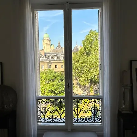 Chambre Chez Alexandra 营地