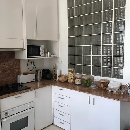 Chambre Chez Alexandra 营地 *