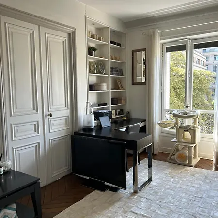 Chambre Chez Alexandra 营地